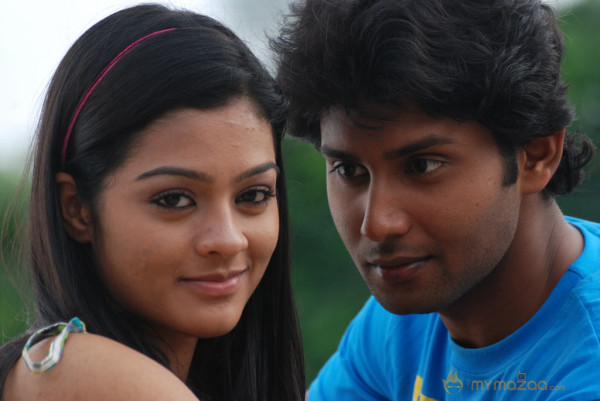 Ponmaalai Pozhudhu Movie Stills 