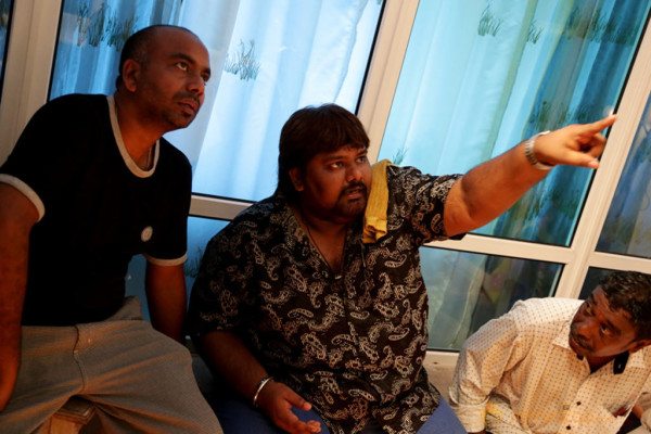 Priyamudan Priya Movie Onlocation Stills 