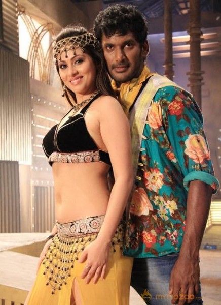 Tamil Movie Madha Gaja Raja Latest Stills