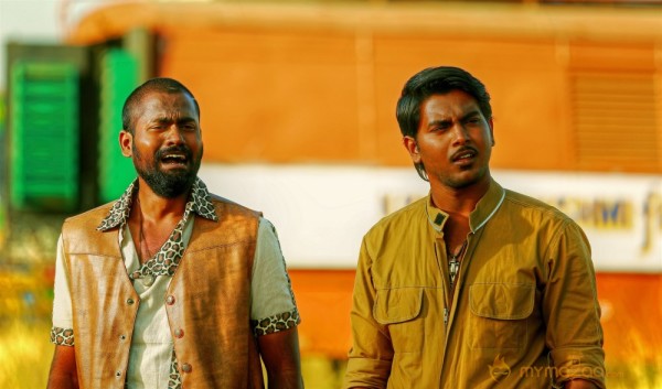 Tamil New Release: Siddharth Jil Jung Juk Tamil Movie Stills