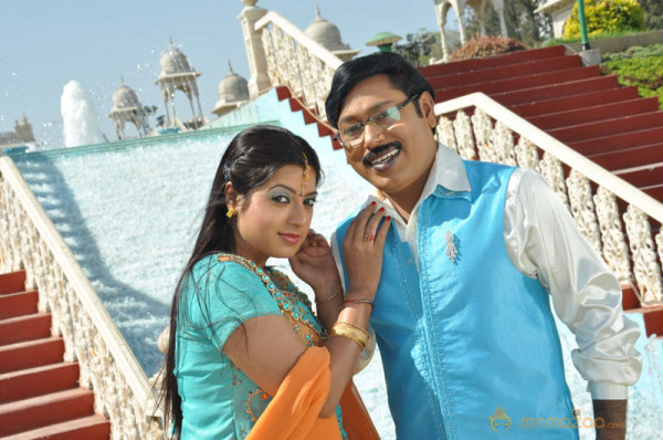 Thirumathi Thamizh Movie Stills 