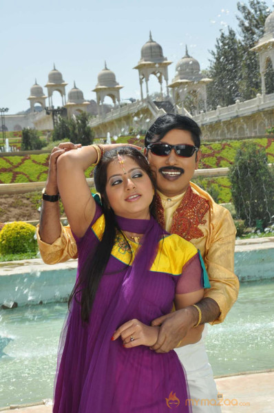 Thirumathi Thamizh Movie Stills 