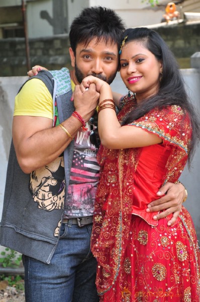 Vajrala Veta Movie Latest Stills