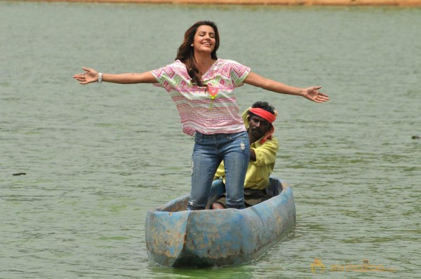 Vanakkam Chennai Movie Stills 