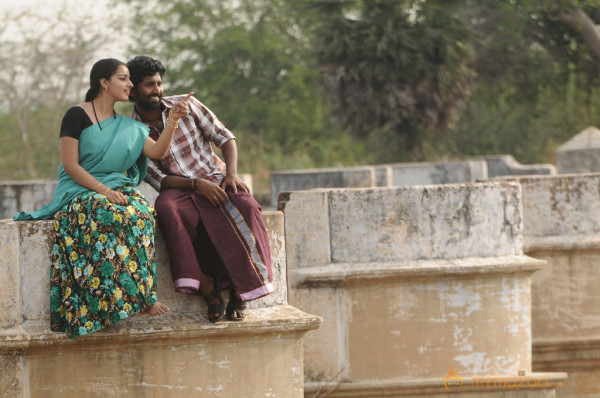 Vizha Movie Stills 