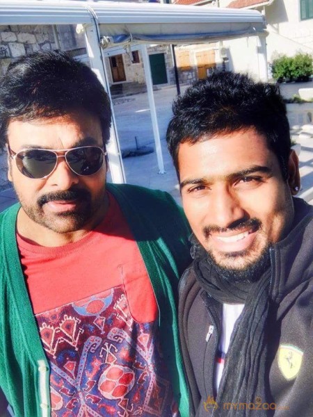 Megastar Chiranjeevi's Latest Photos From Khaidi No 150 sets