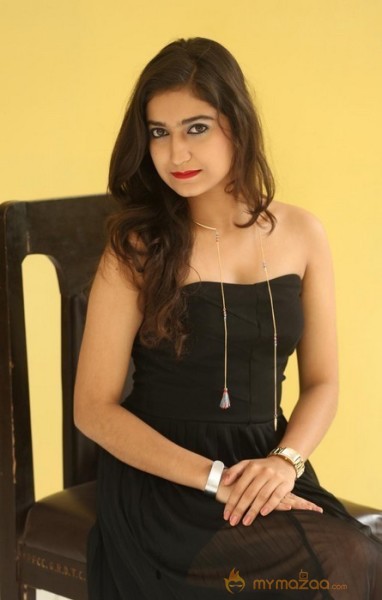 Actress Alisha New Photos