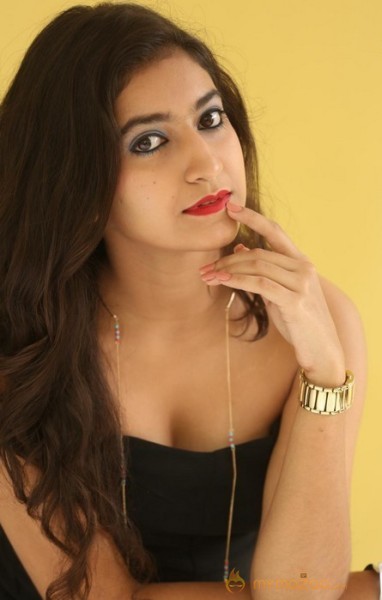 Actress Alisha New Photos