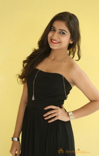 Actress Alisha New Photos