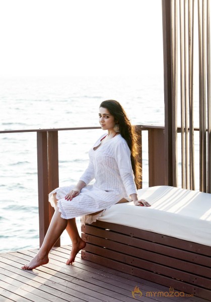  Charmi Kaur Beach Photoshoot 