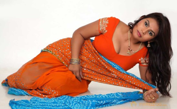  Jyothi Naidu 