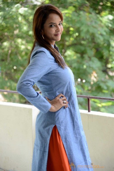  Lakshmi Manchu 