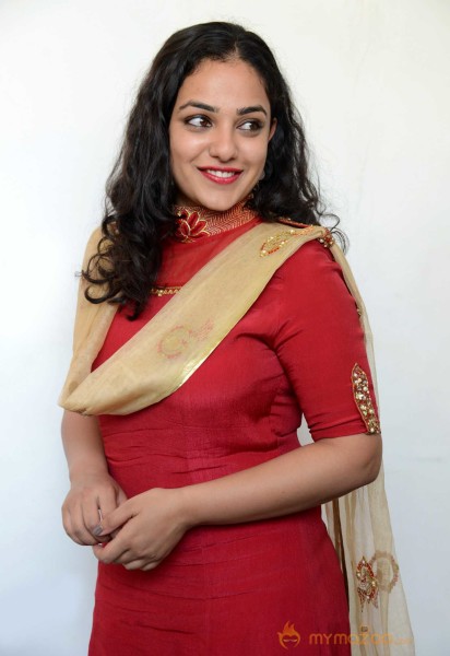  Nithya Menon 