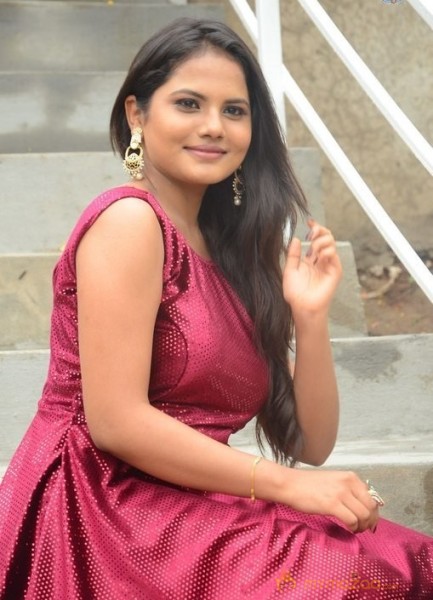 Priyanka Sharma Hot Photoshoot — photo 8