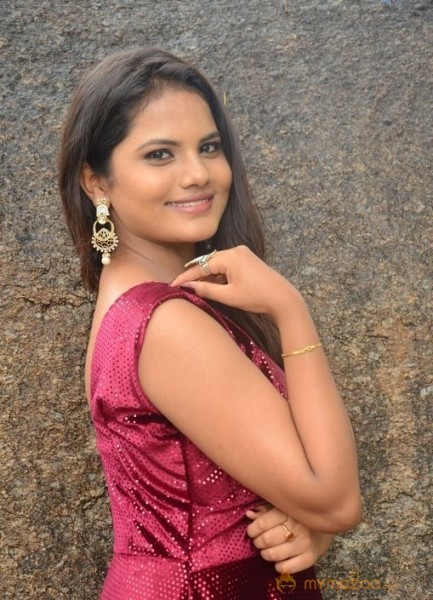 Priyanka Sharma Hot Photoshoot — photo 17