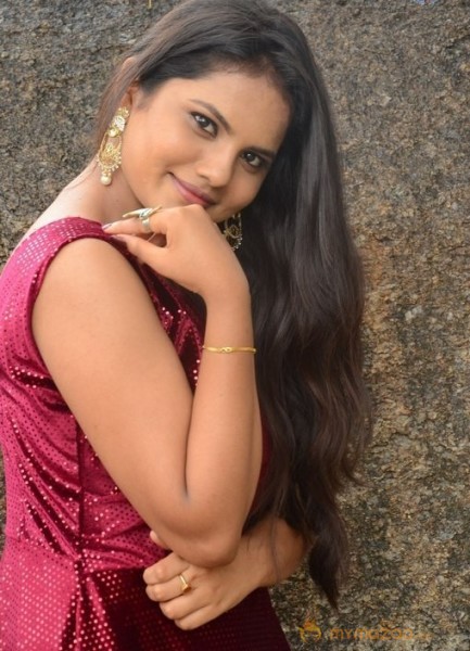 Priyanka Sharma Hot Photoshoot — photo 26