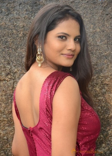 Priyanka Sharma Hot Photoshoot — photo 21