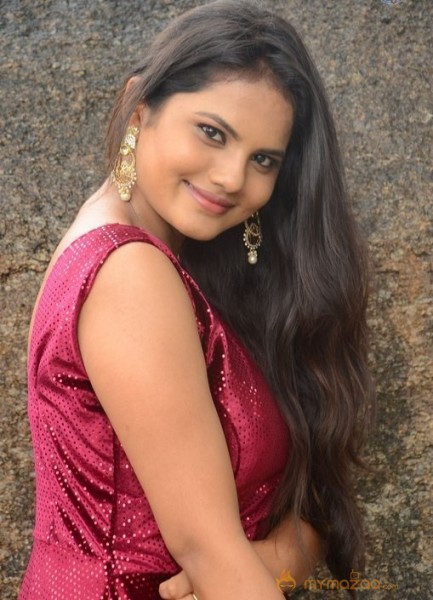 Priyanka Sharma Hot Photoshoot — photo 22