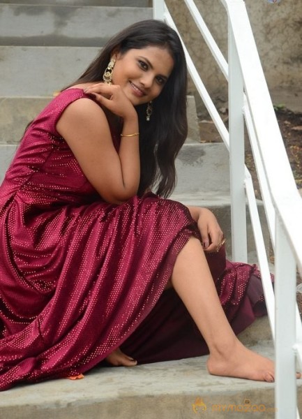 Priyanka Sharma Hot Photoshoot — photo 2
