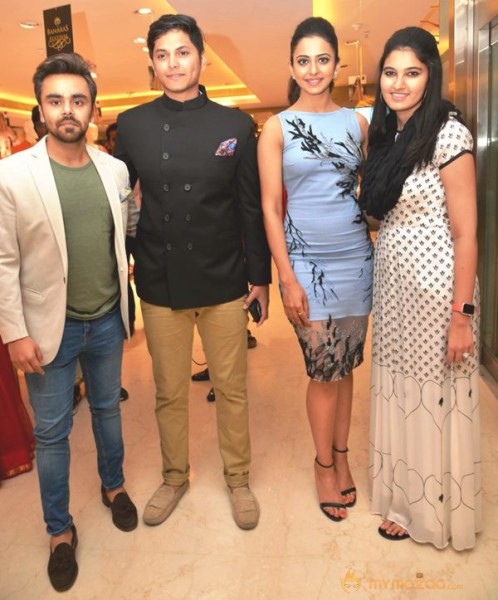 Rakul Preet Singh Unveils the Curtains of ‘The Label Bazar’-A Exquisite Designer Exhibition by Anam Mirza at Hotel Park Hyatt