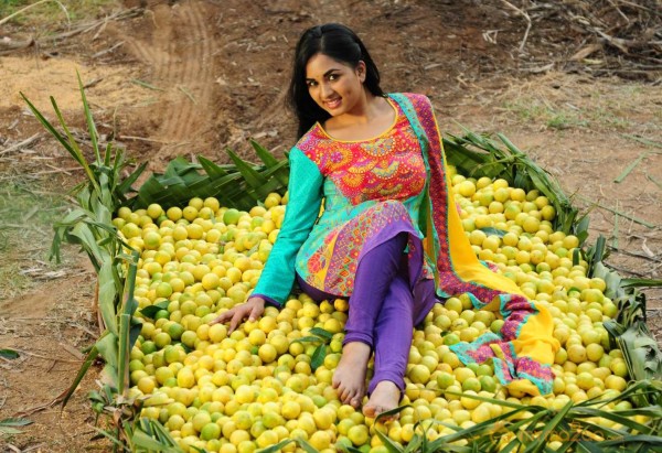  Srushti Dange Latest Pics 