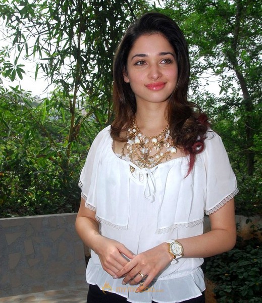 Tamanna cute pic