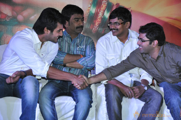 Abbai Class Ammai Mass Movie Audio Launch Gallery 