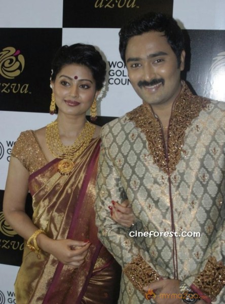 Actress Sneha at Azva Jewellery Collections Photo gallery