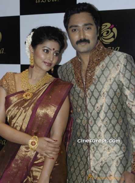 Actress Sneha at Azva Jewellery Collections Photo gallery