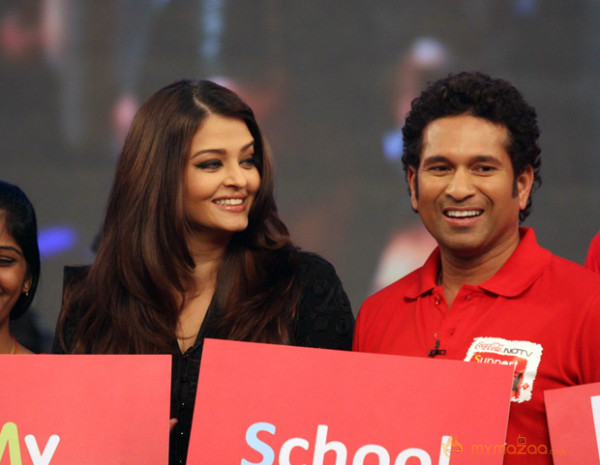 Aish, Sachin at Cocacola My School Photos