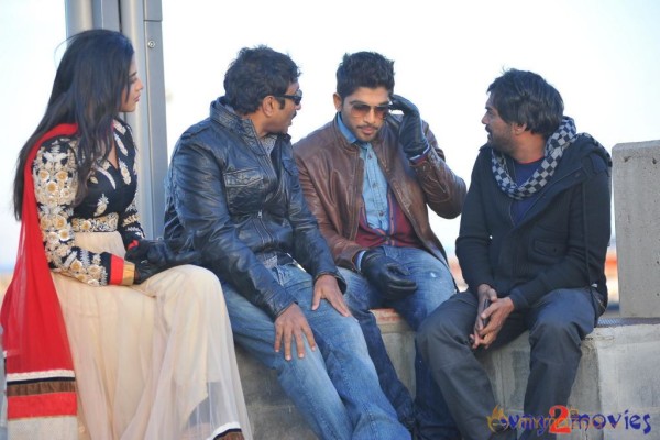 Allu Arjun & Jr.NTR At Spain Stills  — photo 3