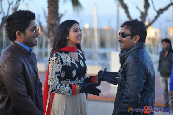 Allu Arjun & Jr.NTR At Spain Stills  — photo 16