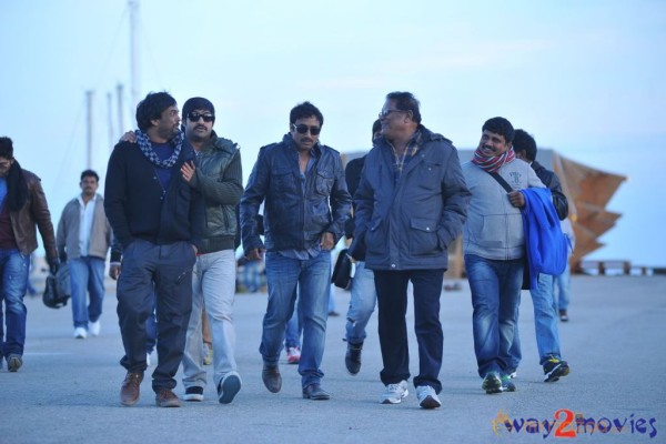 Allu Arjun & Jr.NTR At Spain Stills  — photo 12