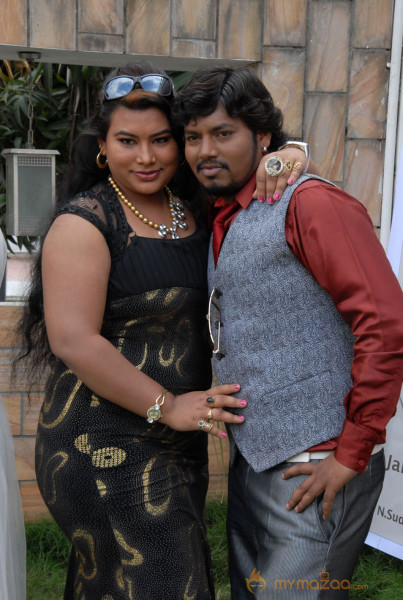 Amma Nana Ooruvelite Movie Photos