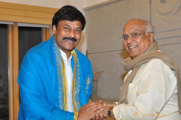 ANR felicitating Megastar chirangeevi Photos