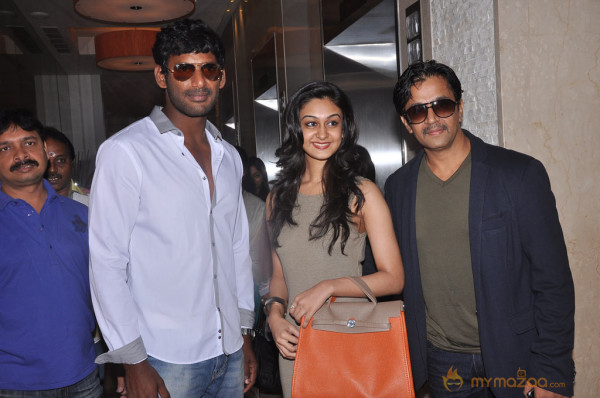 Arjun,Vishal and Aishwarya Arjun Press Meet Photos