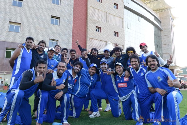 CCL 3 Telugu Warriors Team Practising At Ranchi 