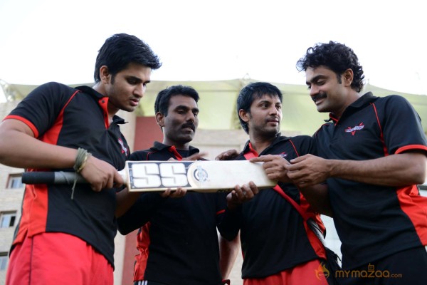 CCL 3 Telugu Warriors Team Practising At Ranchi 