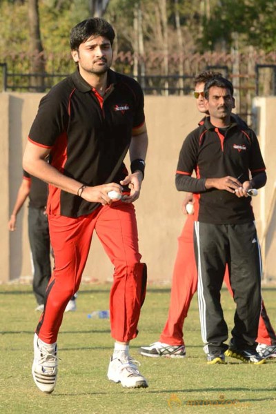 CCL 3 Telugu Warriors Team Practising At Ranchi 