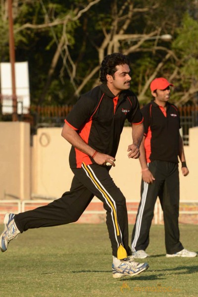 CCL 3 Telugu Warriors Team Practising At Ranchi 