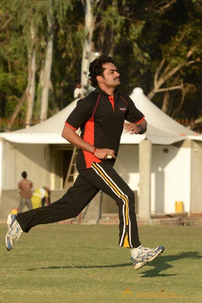 CCL 3 Telugu Warriors Team Practising At Ranchi 