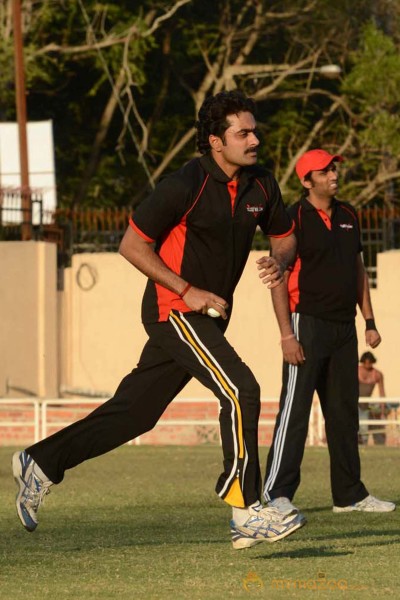 CCL 3 Telugu Warriors Team Practising At Ranchi 