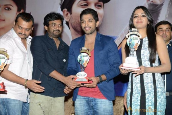 Iddarammayilatho Hexa Platinum Disc Function Photos