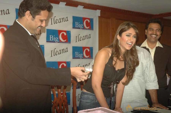 Ileana at Big C Launch 