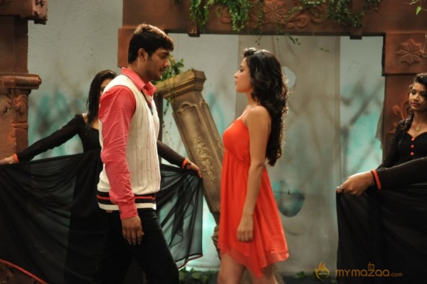 Manasunu Maaya Seyake Movie working Stills