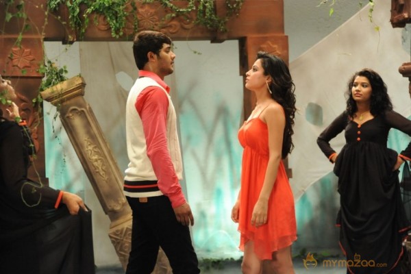 Manasunu Maaya Seyake Movie working Stills