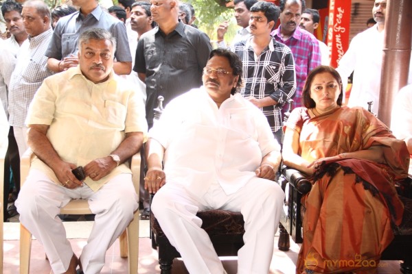 Mohan Babu's Father Manchu Narayanaswamy 11th Day Rite 