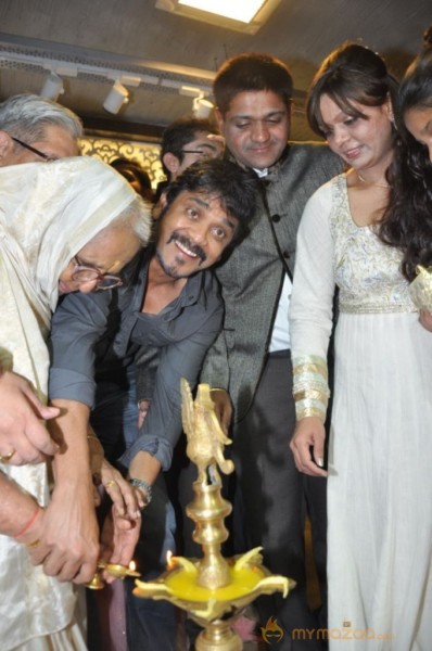 Nagarjuna and Madhurima Launch Home Mart