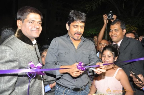 Nagarjuna and Madhurima Launch Home Mart