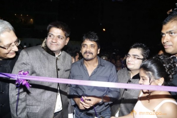 Nagarjuna and Madhurima Launch Home Mart